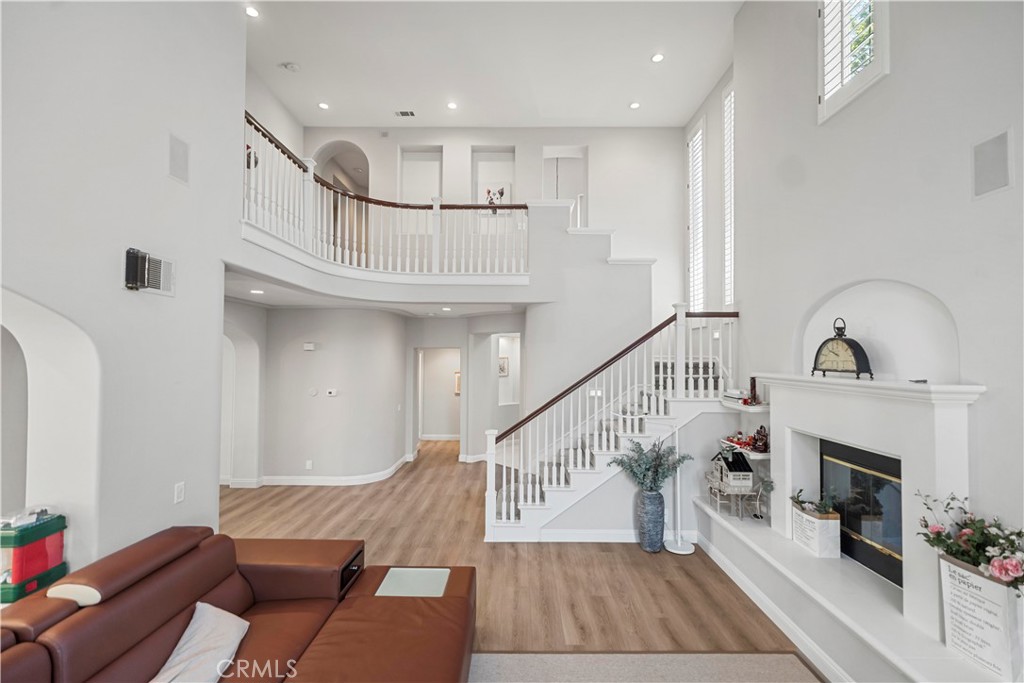 Amberly Lane (AMLN) - Residential