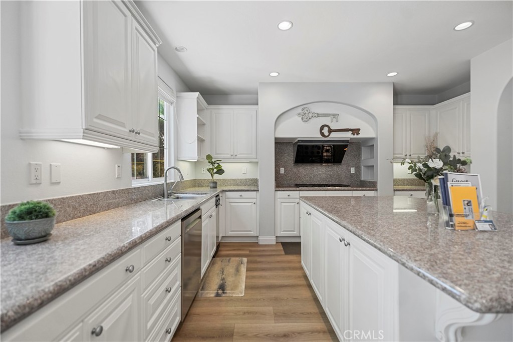 Amberly Lane (AMLN) - Residential