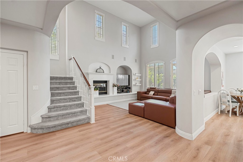 25 Winfield Drive