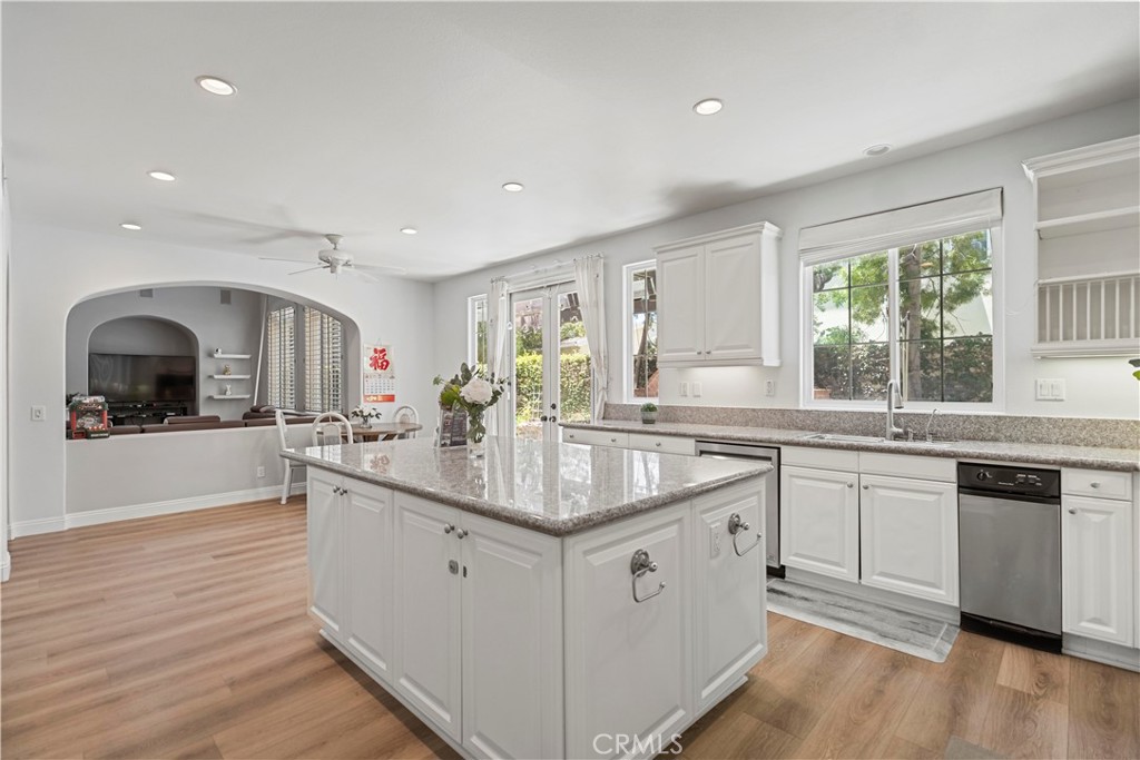 Amberly Lane (AMLN) - Residential