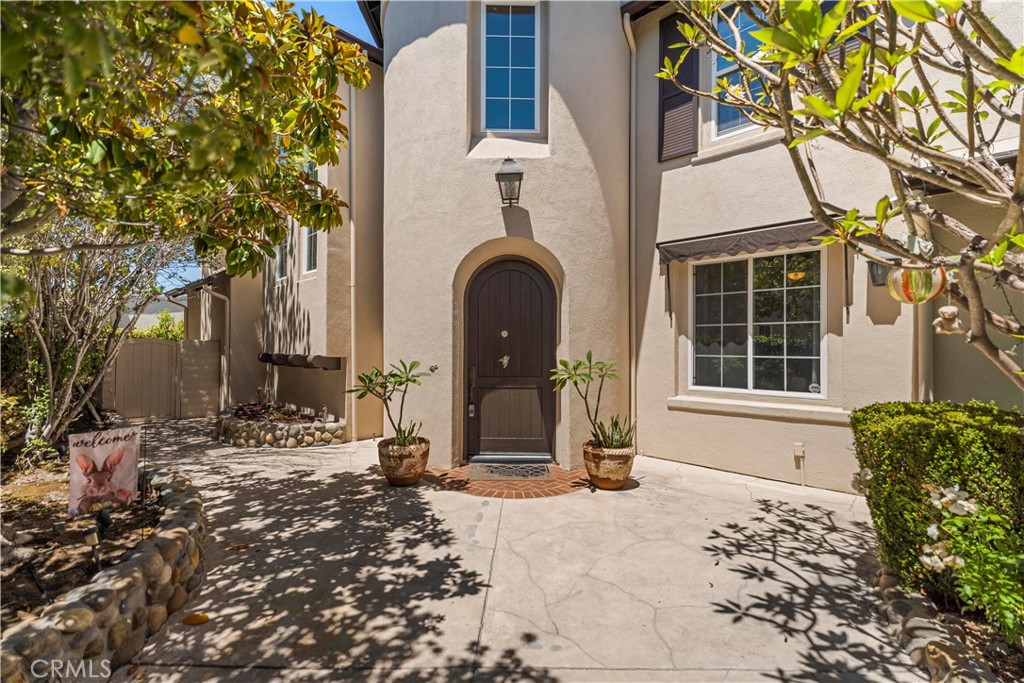 25 Winfield Drive