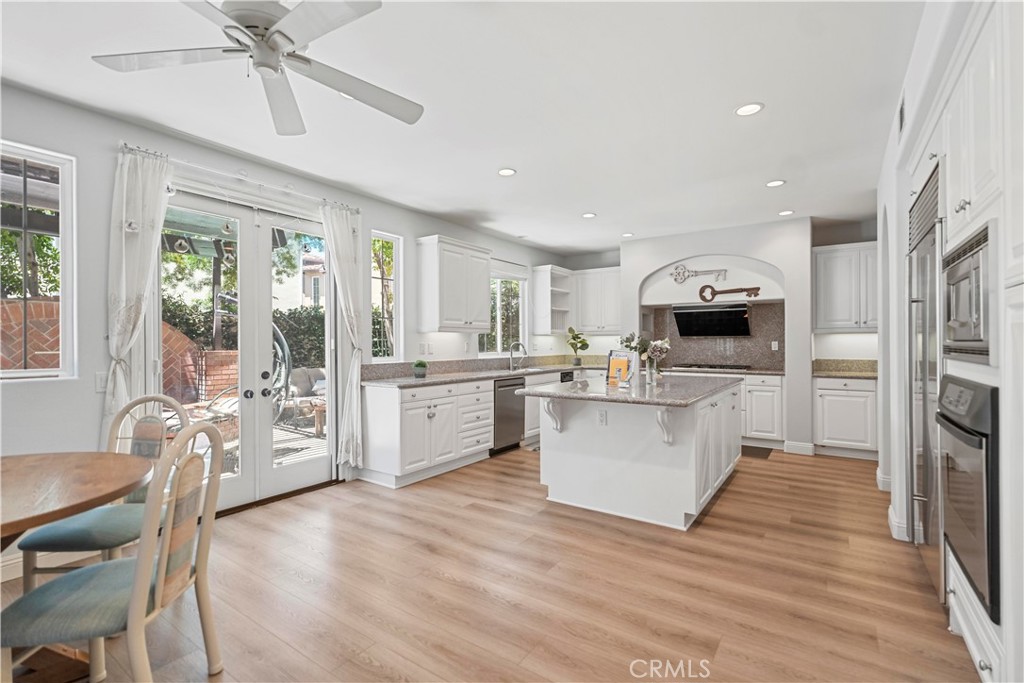 Amberly Lane (AMLN) - Residential