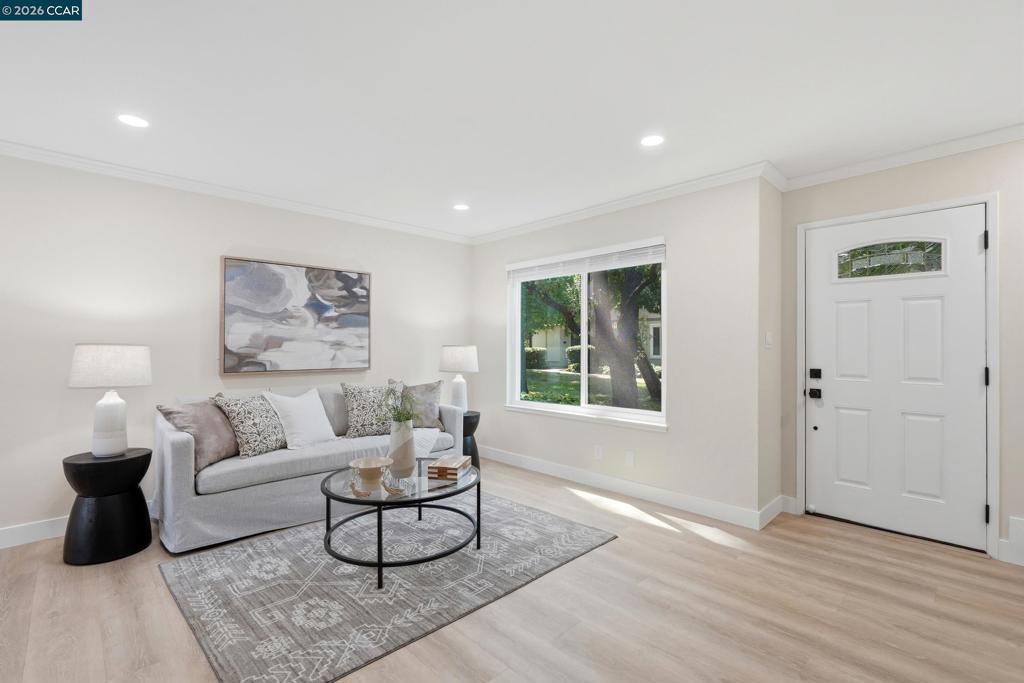 1571 Schenone Ct A
