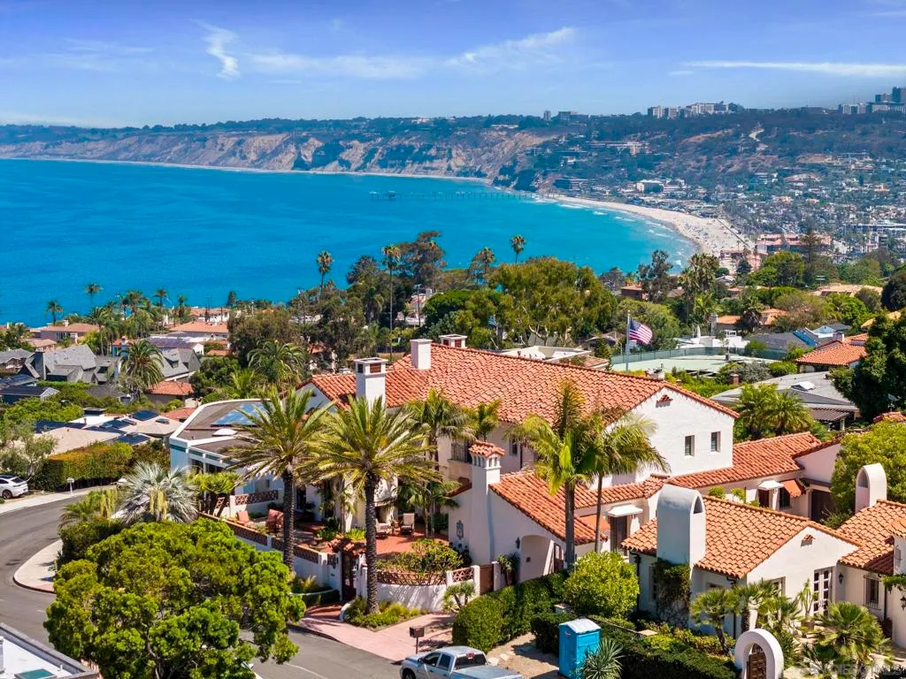 La Jolla, California 92037, United States, 4 Bedrooms Bedrooms, ,6 BathroomsBathrooms,Residential,Active,211777