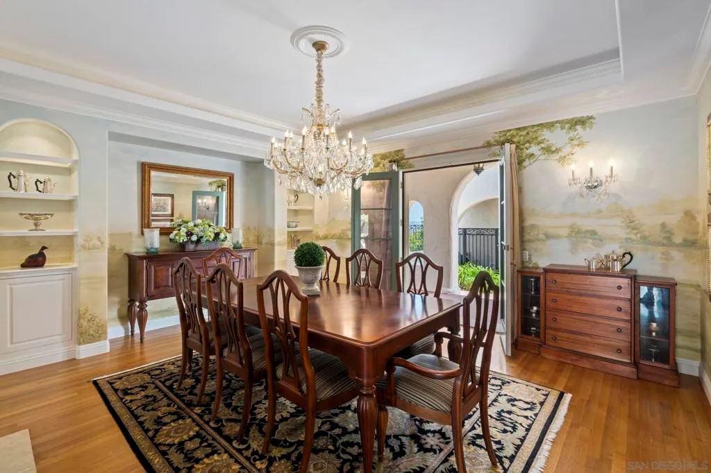 La Jolla, California 92037, United States, 4 Bedrooms Bedrooms, ,6 BathroomsBathrooms,Residential,Active,211777