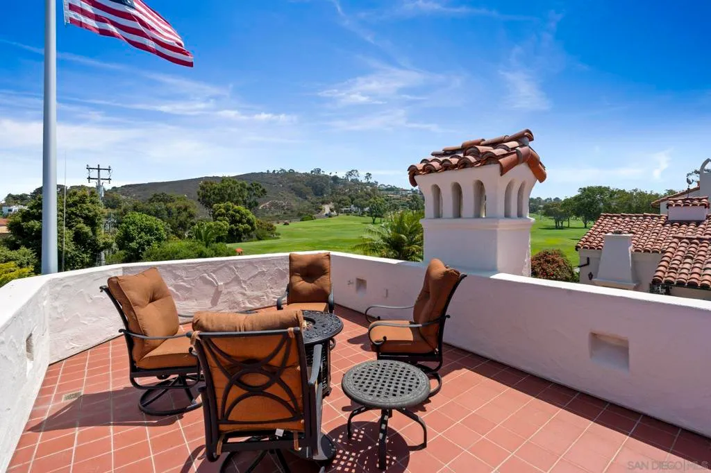 La Jolla, California 92037, United States, 4 Bedrooms Bedrooms, ,6 BathroomsBathrooms,Residential,Active,211777