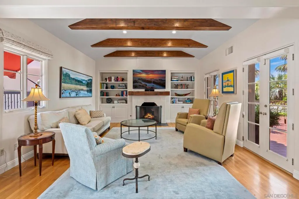 La Jolla, California 92037, United States, 4 Bedrooms Bedrooms, ,6 BathroomsBathrooms,Residential,Active,211777