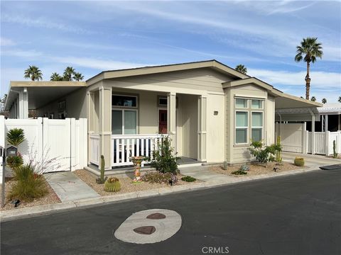 Photo of 268 Encino Drive, Palm Springs, CA 92264 (MLS # OC26035765)