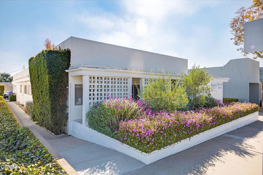 3442 Loma Vista Road
