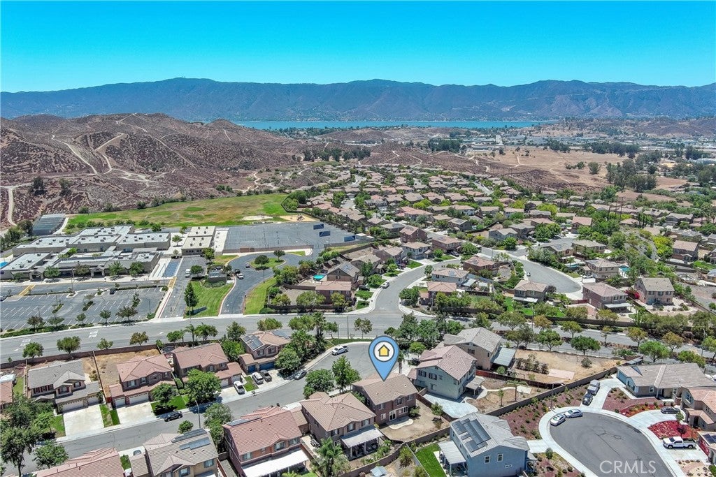 41005 Crimson Pillar Lane