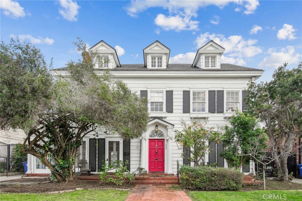 Photo of 838 Lorraine, Los Angeles, CA 90005 (MLS # SR26001424)