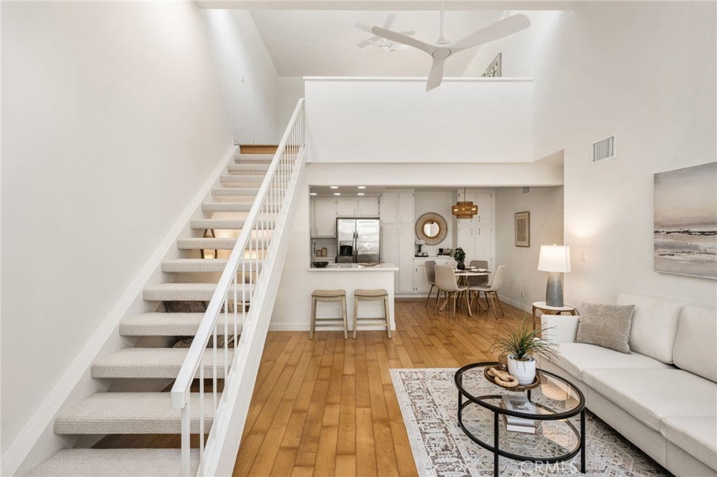 27272 Ryan Dr 27272 Ryan Dr