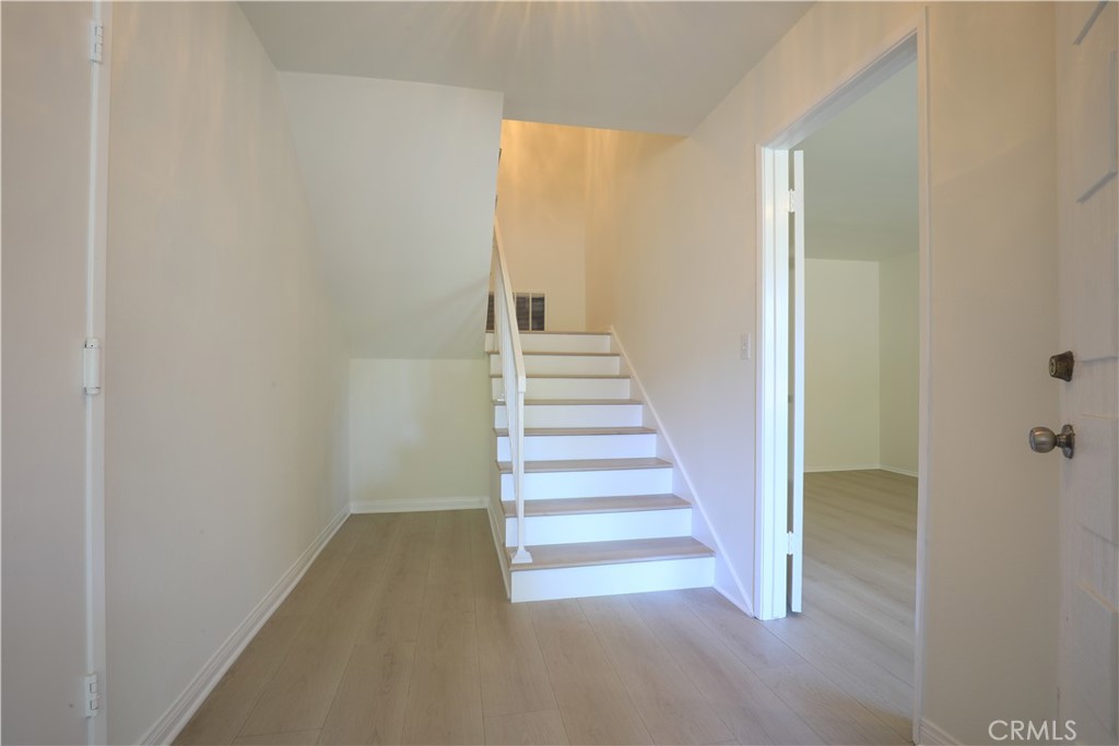 1508 W Weymouth Place