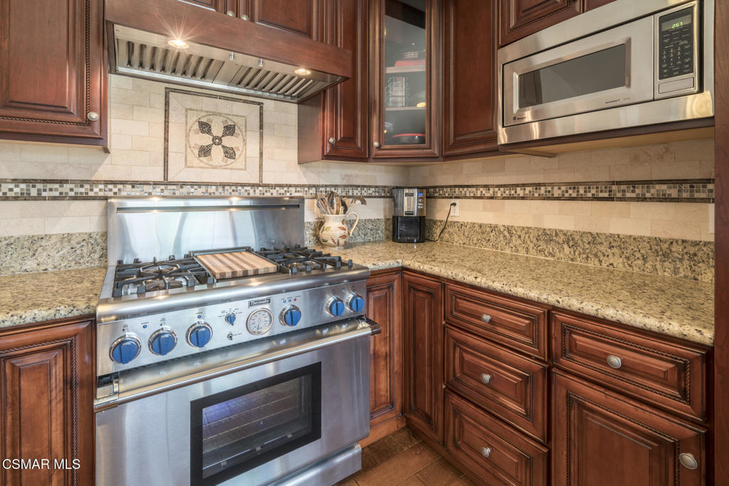 Old Agoura - 850 - 850 - Residential Lease