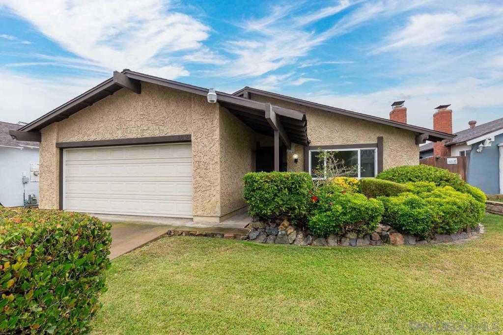 8819 Centaurus Way