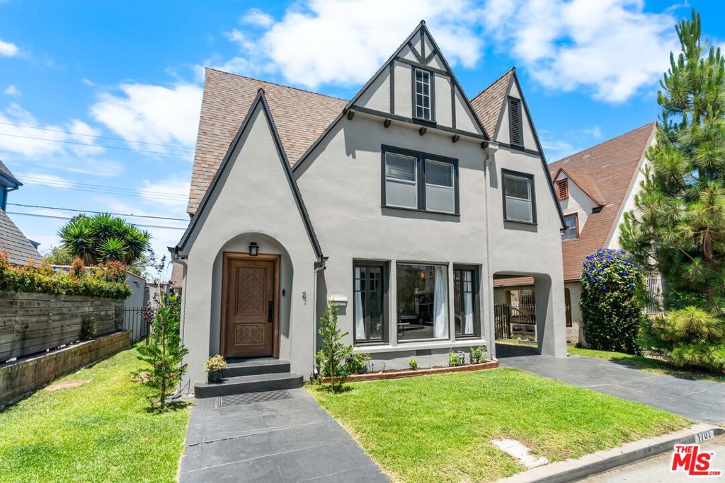 1701 La Fayette Road