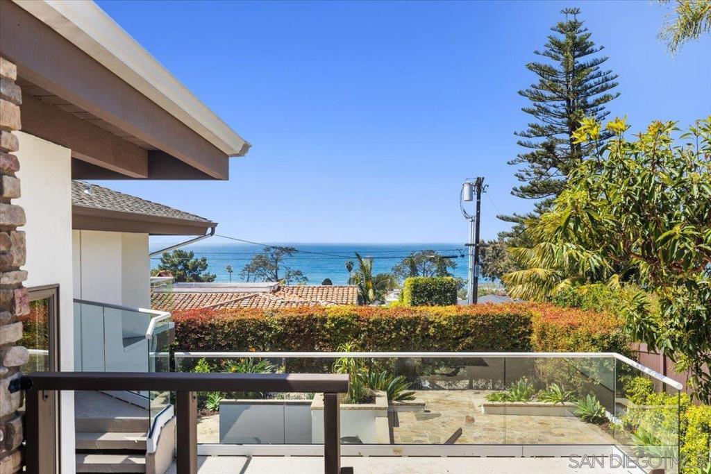 Del Mar - Residential