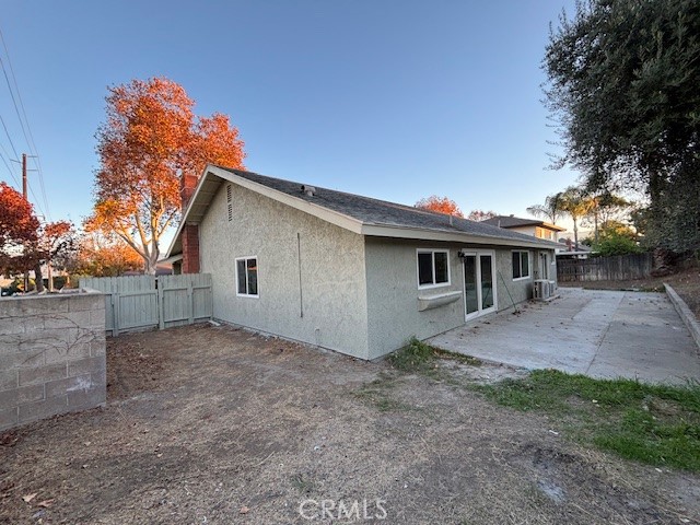 25715 Mariposa Street