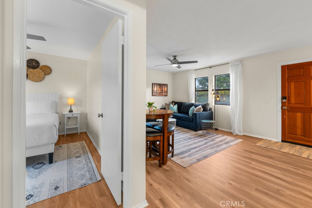 1033 E Santa Clara Street