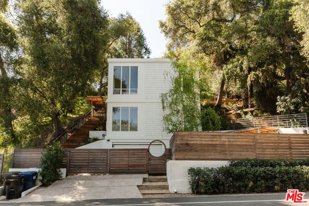 1231 Old Topanga Canyon Road