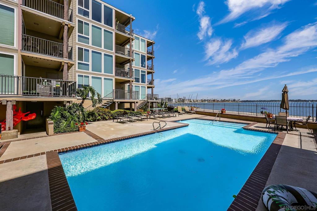 1221 Parker Pl Unit 6