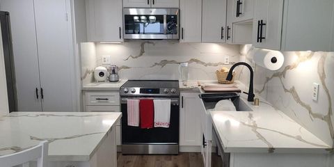 546 VIA DE LA VALLE F Solana Beach CA 92075