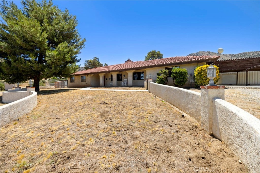 902 Searchlight Ranch Road