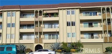 420 Redondo #102 Long Beach CA 90814