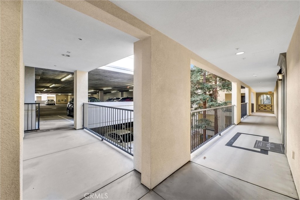 3300 Watermarke Place