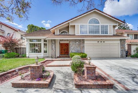 Photo of 913 Galindo Court, Milpitas, CA 95035 (MLS # ML82043085)