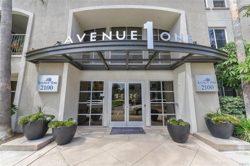 Avenue One (AVE1) - Residential Lease