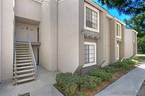 Photo of 15086 Avenida Venusto #218, San Diego, CA 92128 (MLS # 250040242SD) Photo of 15086 Avenida Venusto #218, San Diego, CA 92128 (MLS # 250040242SD)