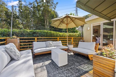 6856 Sunny Cove Hollywood CA 90068