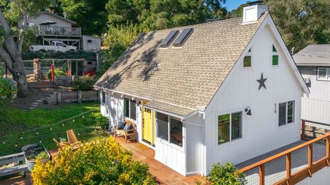 Photo of 518 Encino Drive, Aptos, CA 95003 (MLS # ML82024139)
