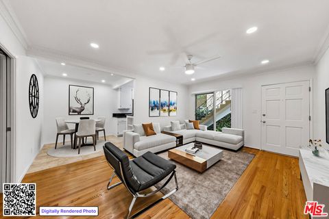Photo of 1037 11th Street #1, Santa Monica, CA 90403 (MLS # 26833555)