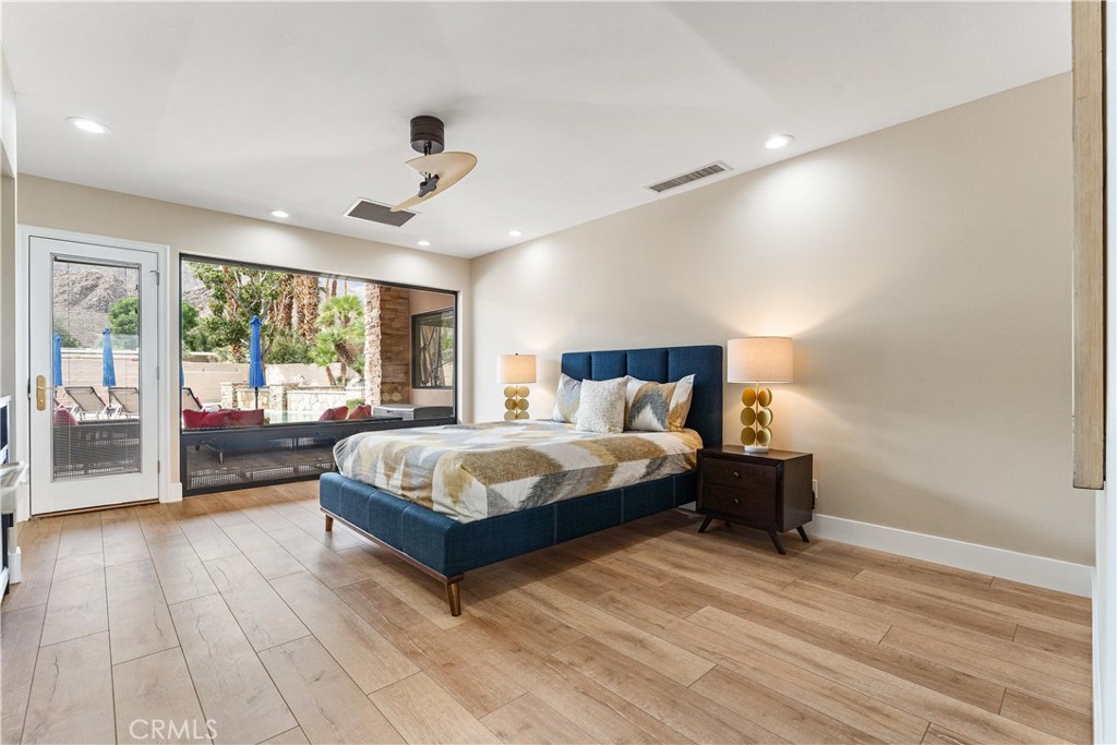 Thunderbird C.C. (32199) - Residential