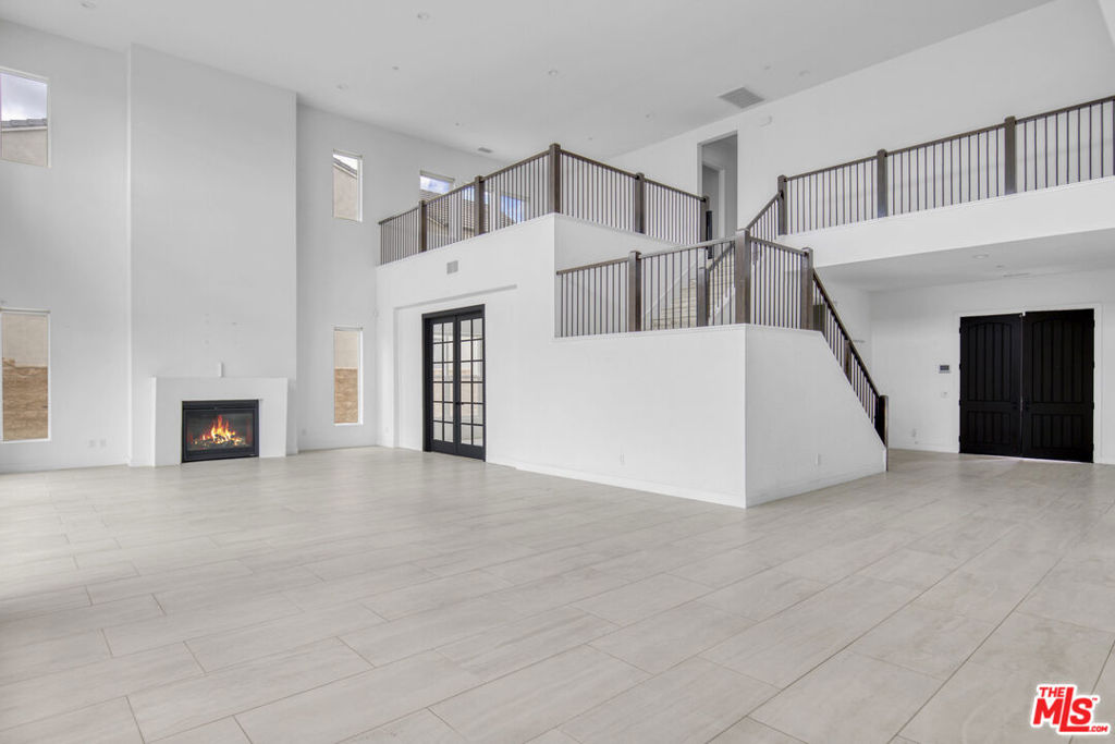 12509 N Saddle Court