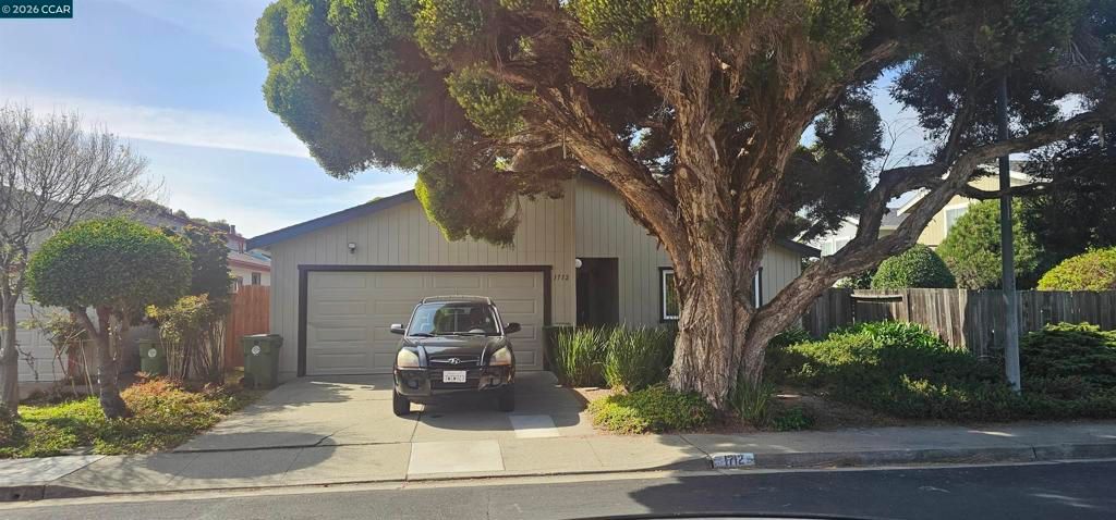 Photo of 1712 Manor Cir Cir, El Cerrito, CA 94530 (MLS # 41127180)