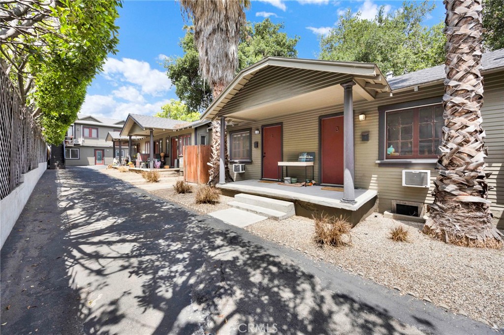 Properties 3 103 N Catalina Avenue