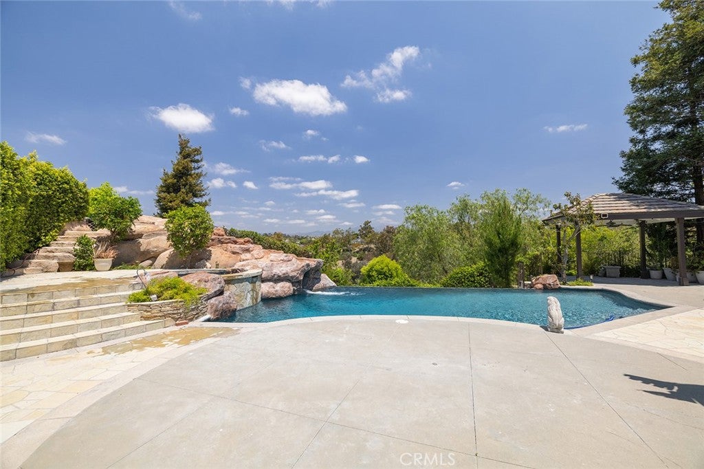 27070 Hidden Trail Road, Laguna Hills CA 92653 - Photo 20