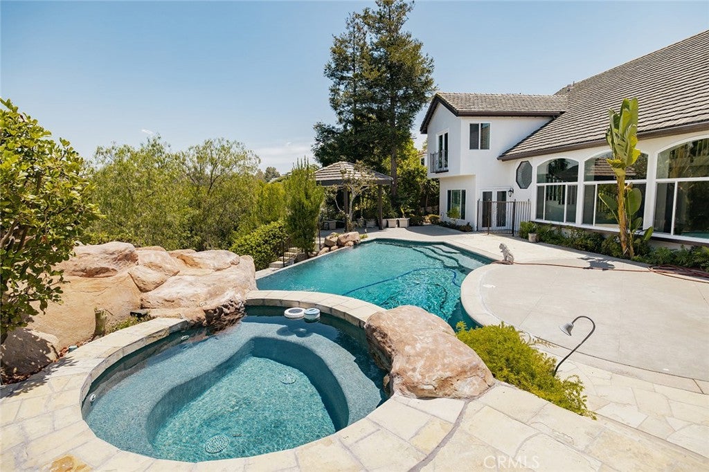 27070 Hidden Trail Road, Laguna Hills CA 92653 - Photo 18