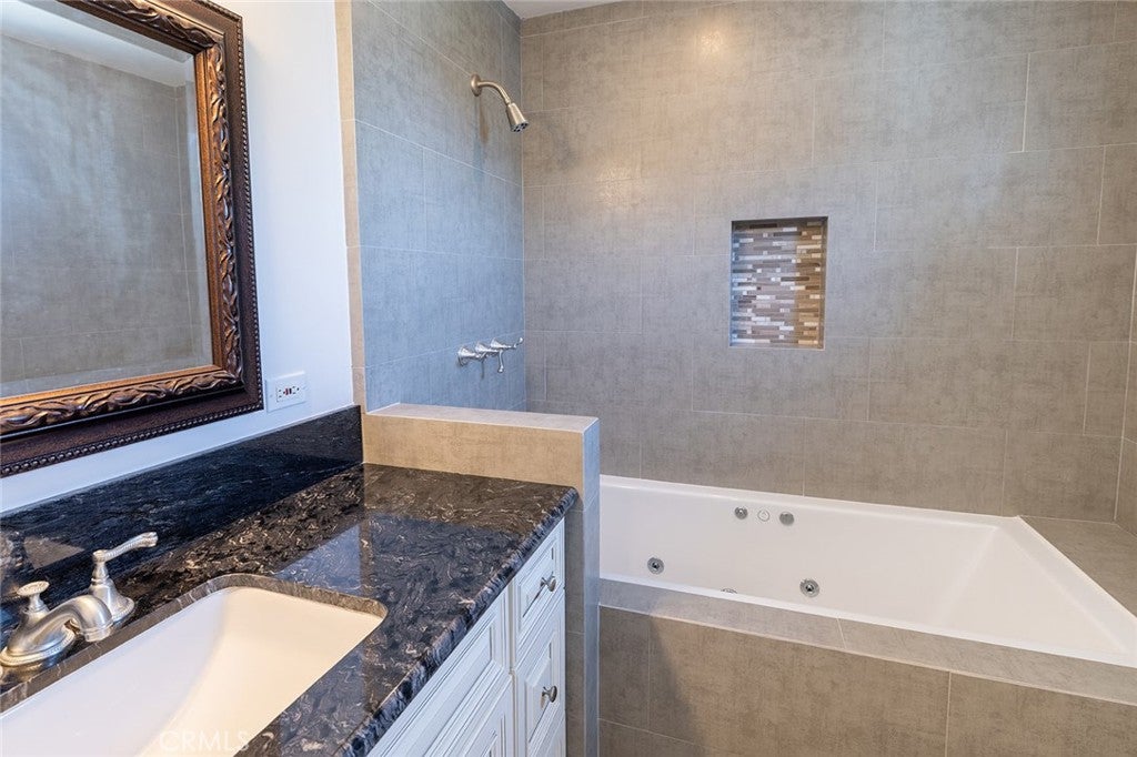 27070 Hidden Trail Road, Laguna Hills CA 92653 - Photo 14