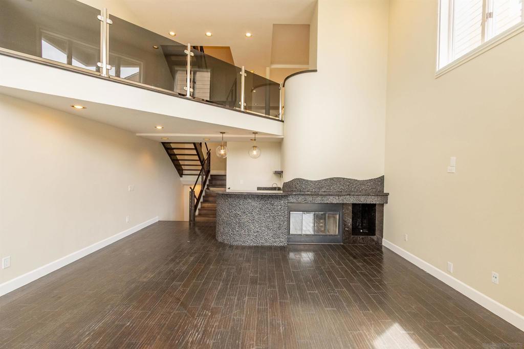 2511 Manchester Ave