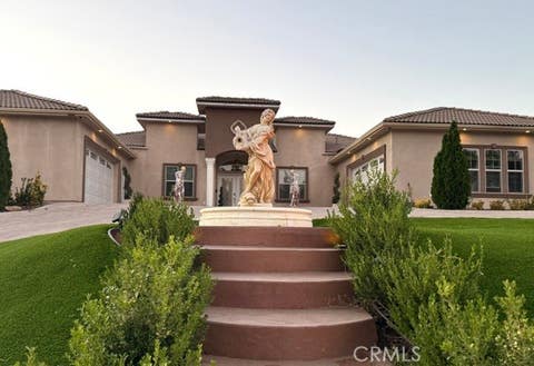 Photo of 37510 Oak Mesa DR, Yucaipa, CA 92399 (MLS # CV26159082)