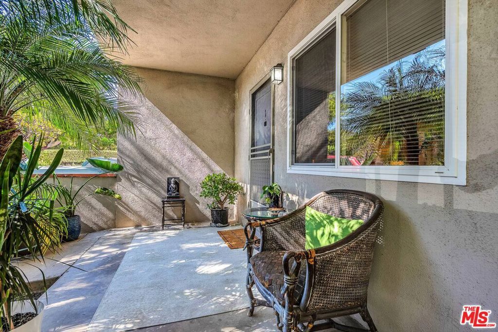 Photo of 1541 Princeton Street #1, Santa Monica, CA 90404 (MLS # 25604681)