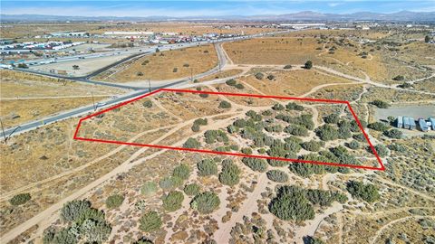 0 Mariposa Oak Hills CA 92344