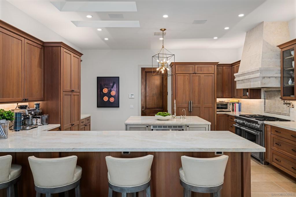 La Jolla - Residential Income