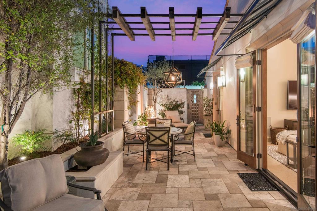 La Jolla - Residential Income