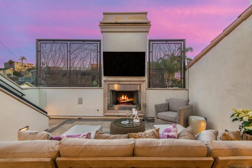 La Jolla - Residential Income