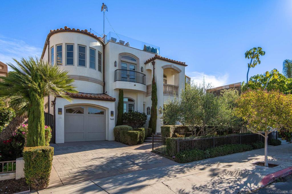 La Jolla - Residential Income